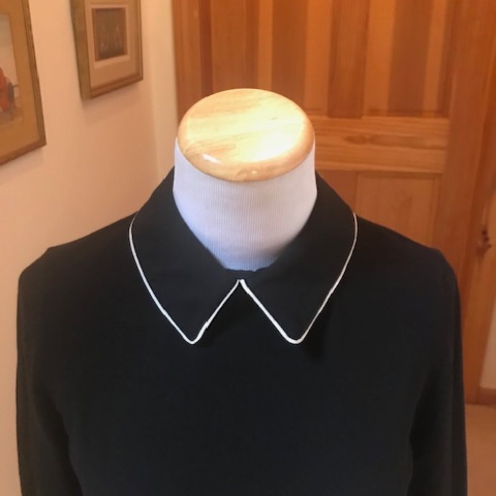 NWT - VINCE CAMUTO Black Peter Pan Collar Long Sleeve Shirttail Sweater Top - PS - Picture 3 of 11